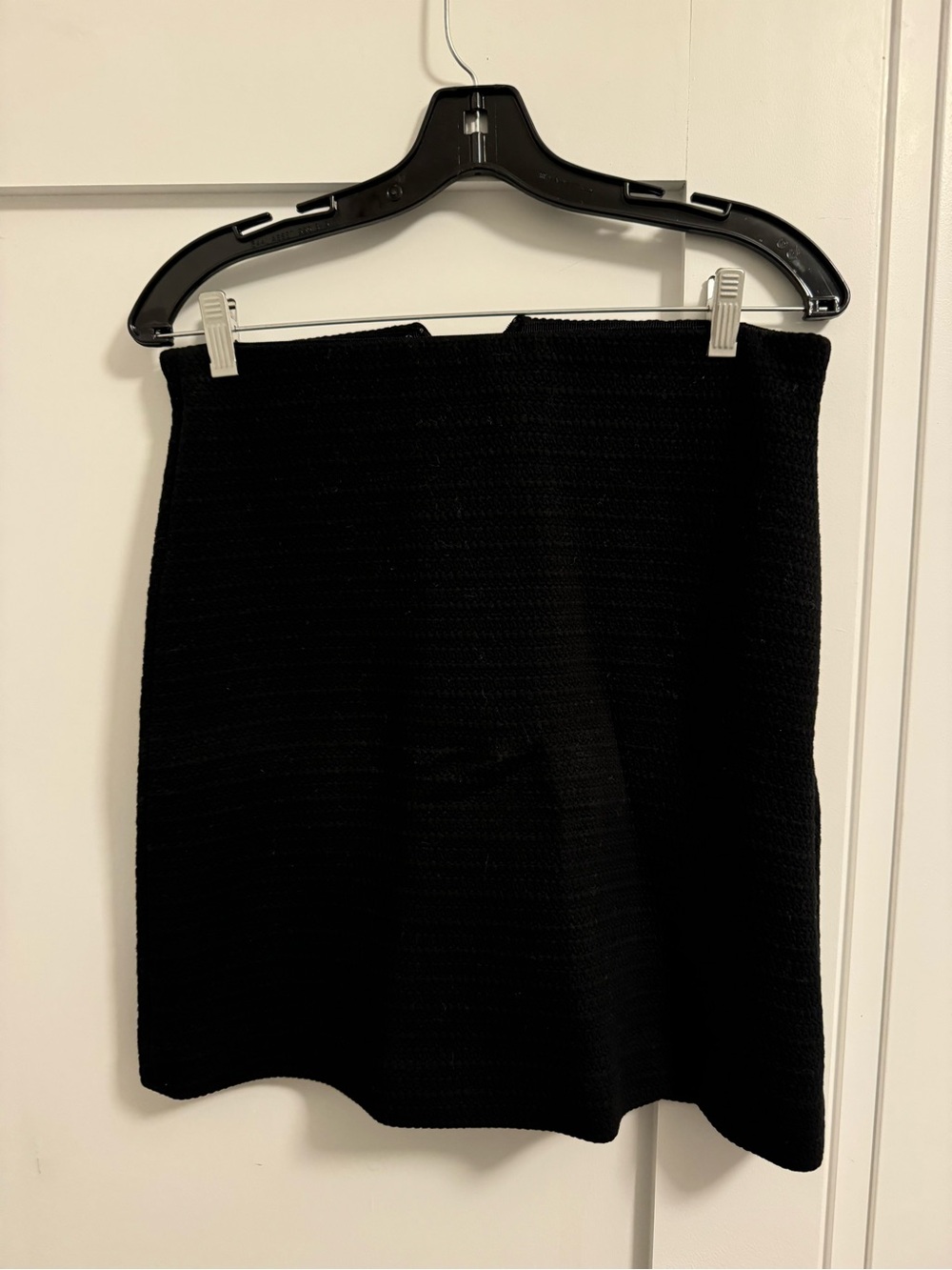 Ann Taylor Black Knit Mini Skirt